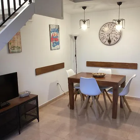 Casa Ilaria Fuerteventura -wifi Free Piscina Olimpionica Апартаменты *